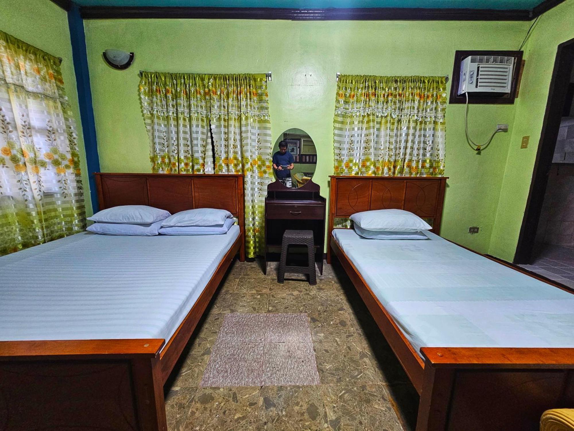 Bohol Sea Breeze Cottages And Resort Tawala  Eksteriør billede