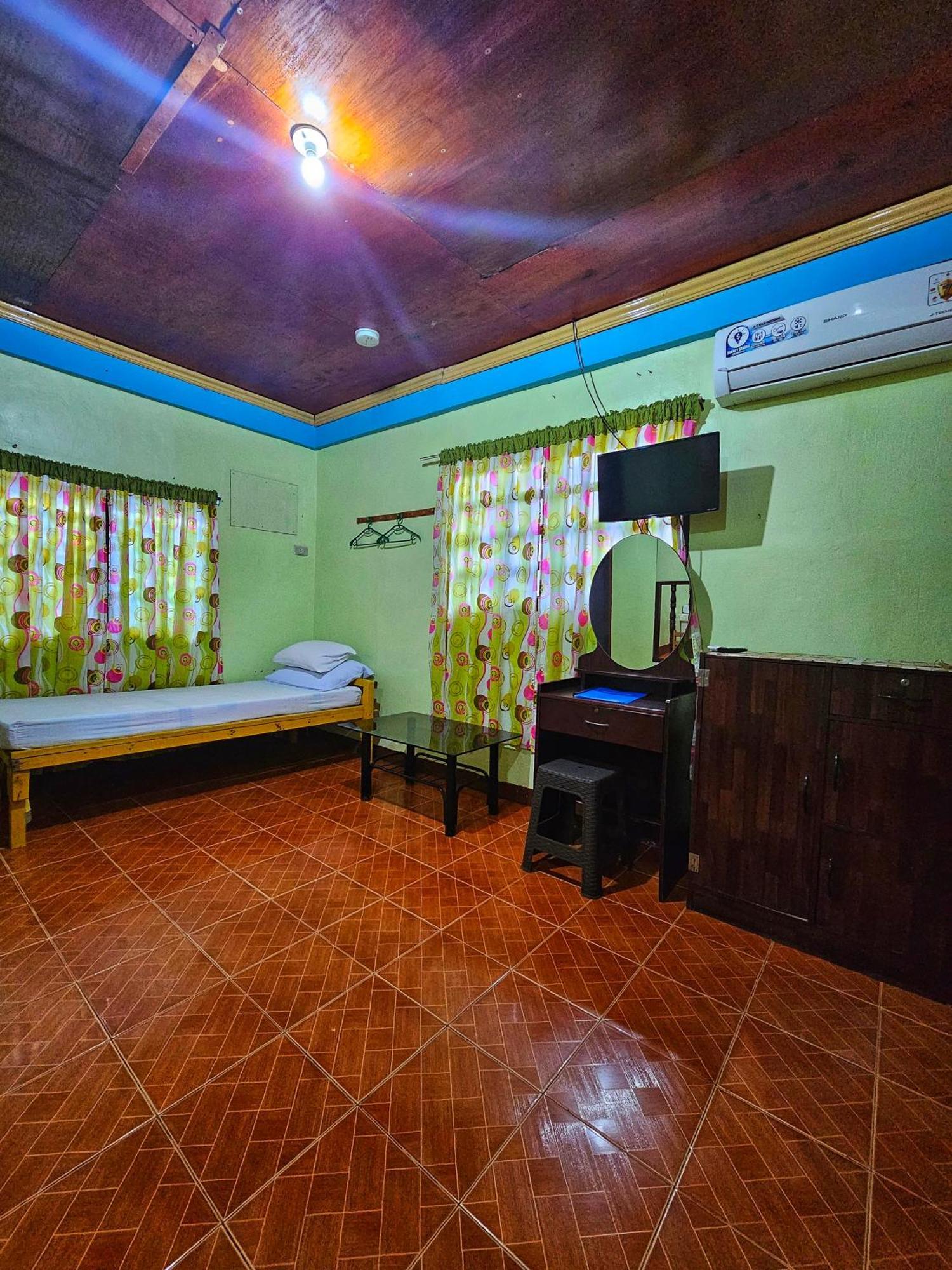 Bohol Sea Breeze Cottages And Resort Tawala  Eksteriør billede