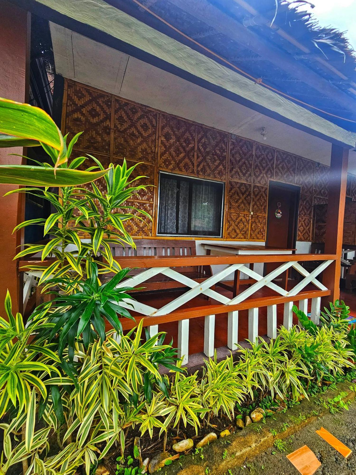 Bohol Sea Breeze Cottages And Resort Tawala  Eksteriør billede