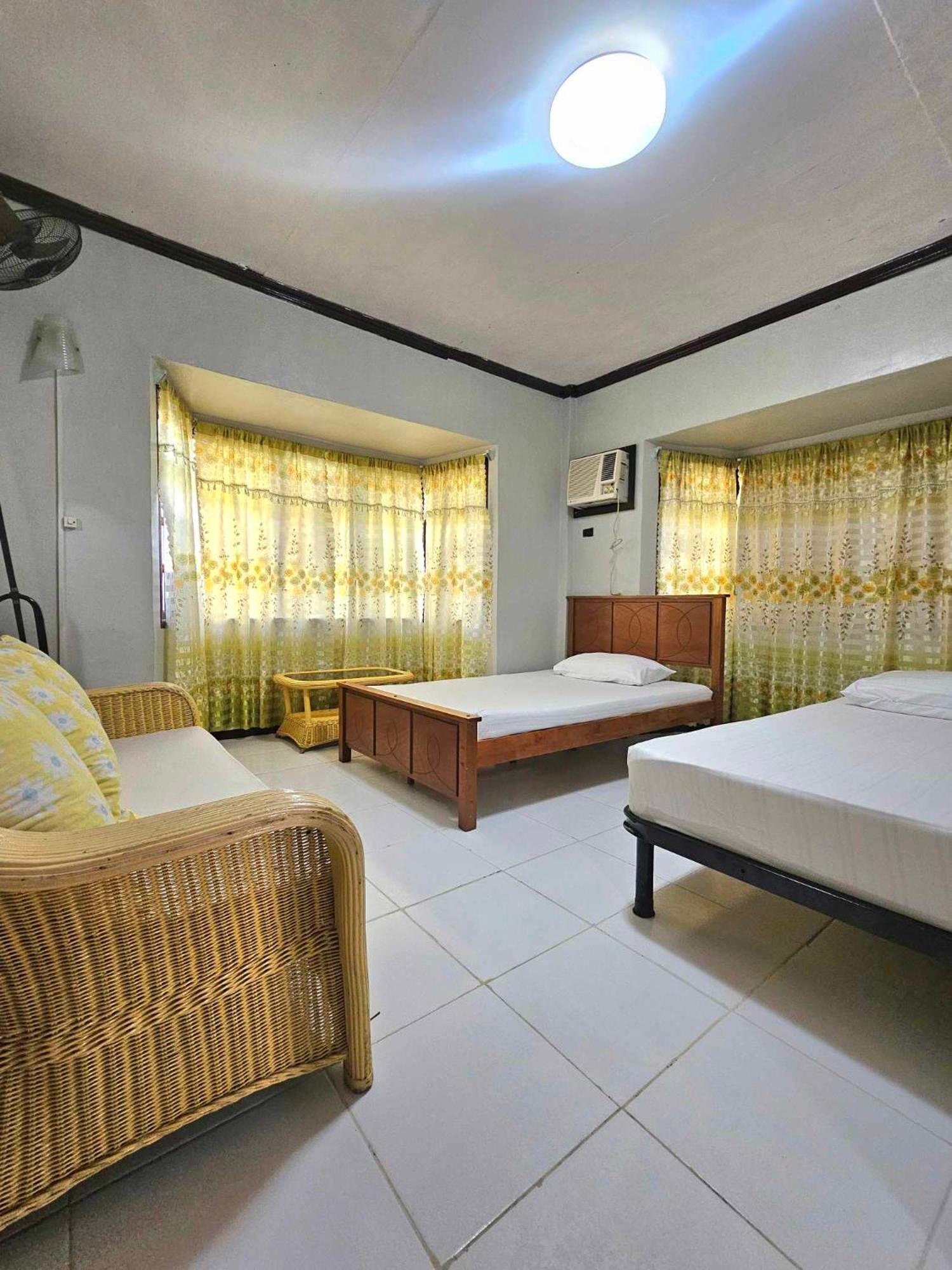 Bohol Sea Breeze Cottages And Resort Tawala  Eksteriør billede